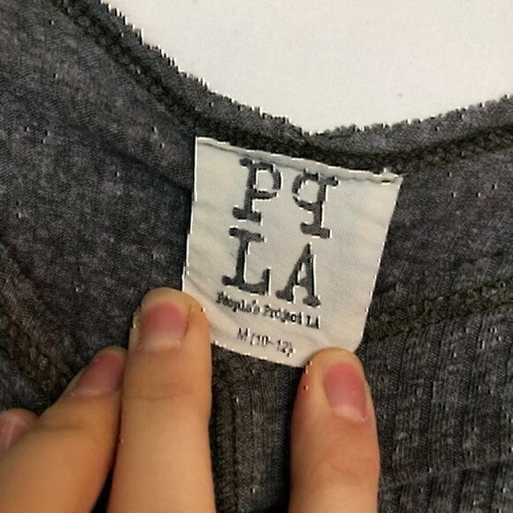 PPLA PEOPLE'S PROJECT Girls Gray Ribbed Long Sleeve Knit Tee Distressed Medium M - Picture 3 of 8